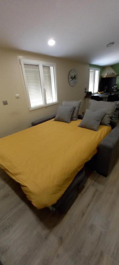 Logement Lumineux, Entierement Renove Avec Jardin Caumont-sur-Durance Εξωτερικό φωτογραφία